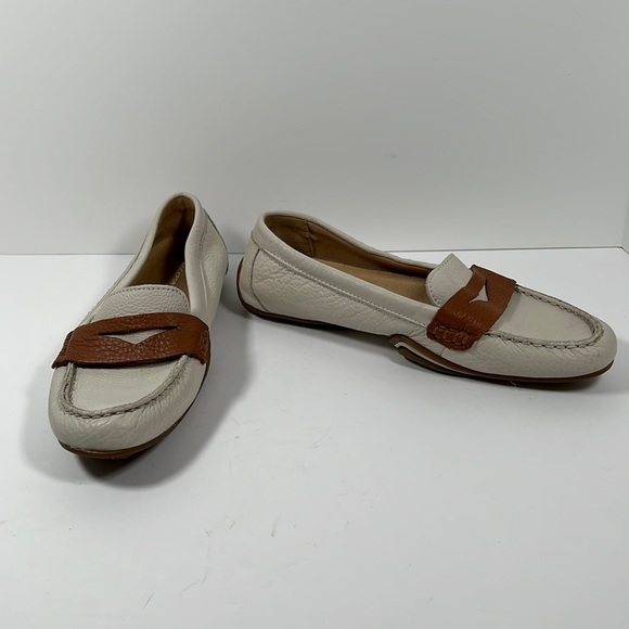 Rockport Shoes - Rockport Washable Penny loafer driving loafer Sz 8 creme and brown